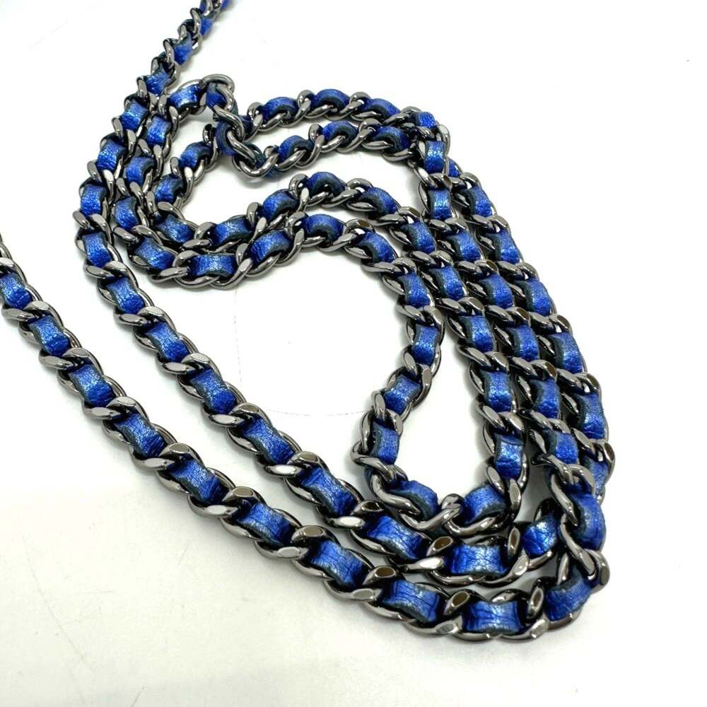 CHANEL Blue Shoulder Bag - Picture 16 of 16